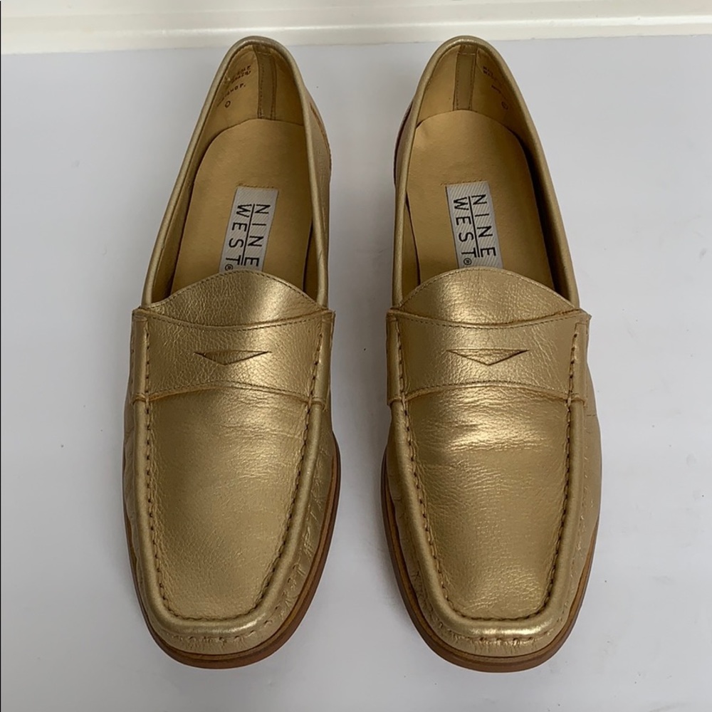 Vintage NINE WEST Gold Shimmer Penny Loafer